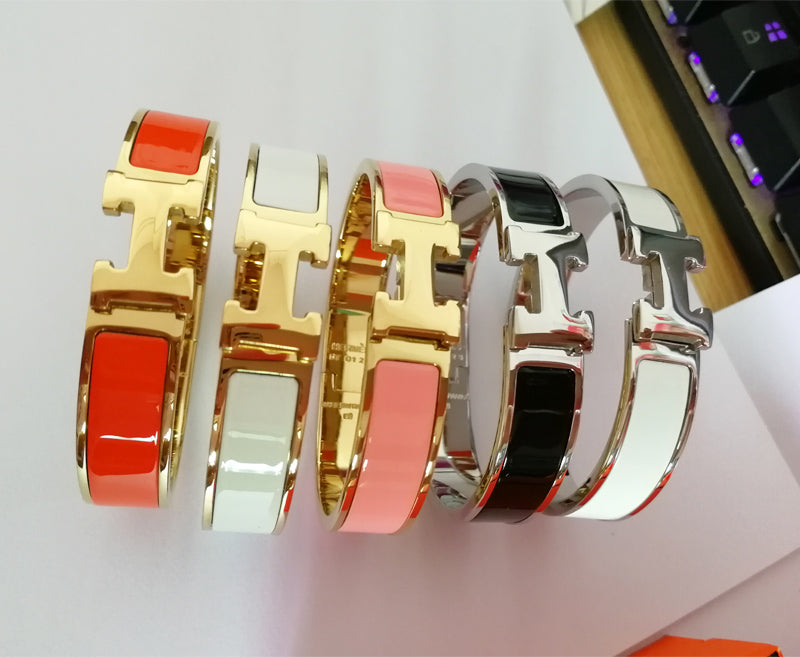 B13 Hot sale new arrive fashion bracelet&bangle for woman jewelry gift to choose with dust bag  for wholesale