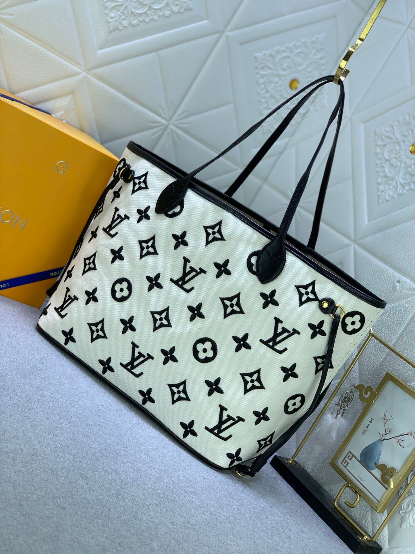 LEM169  New arrive fashion white color bag for woman beautiful gift to choose gift size to choose