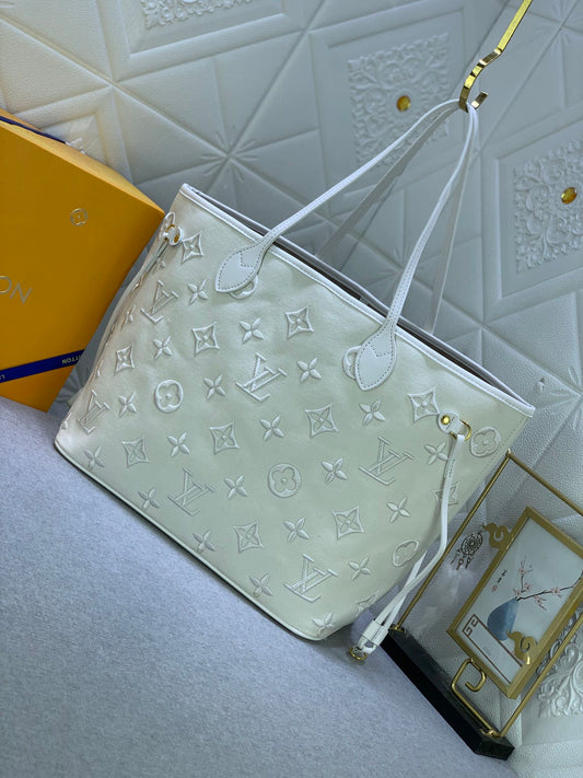 LEM168  New arrive fashion white color bag for woman beautiful gift to choose gift size to choose