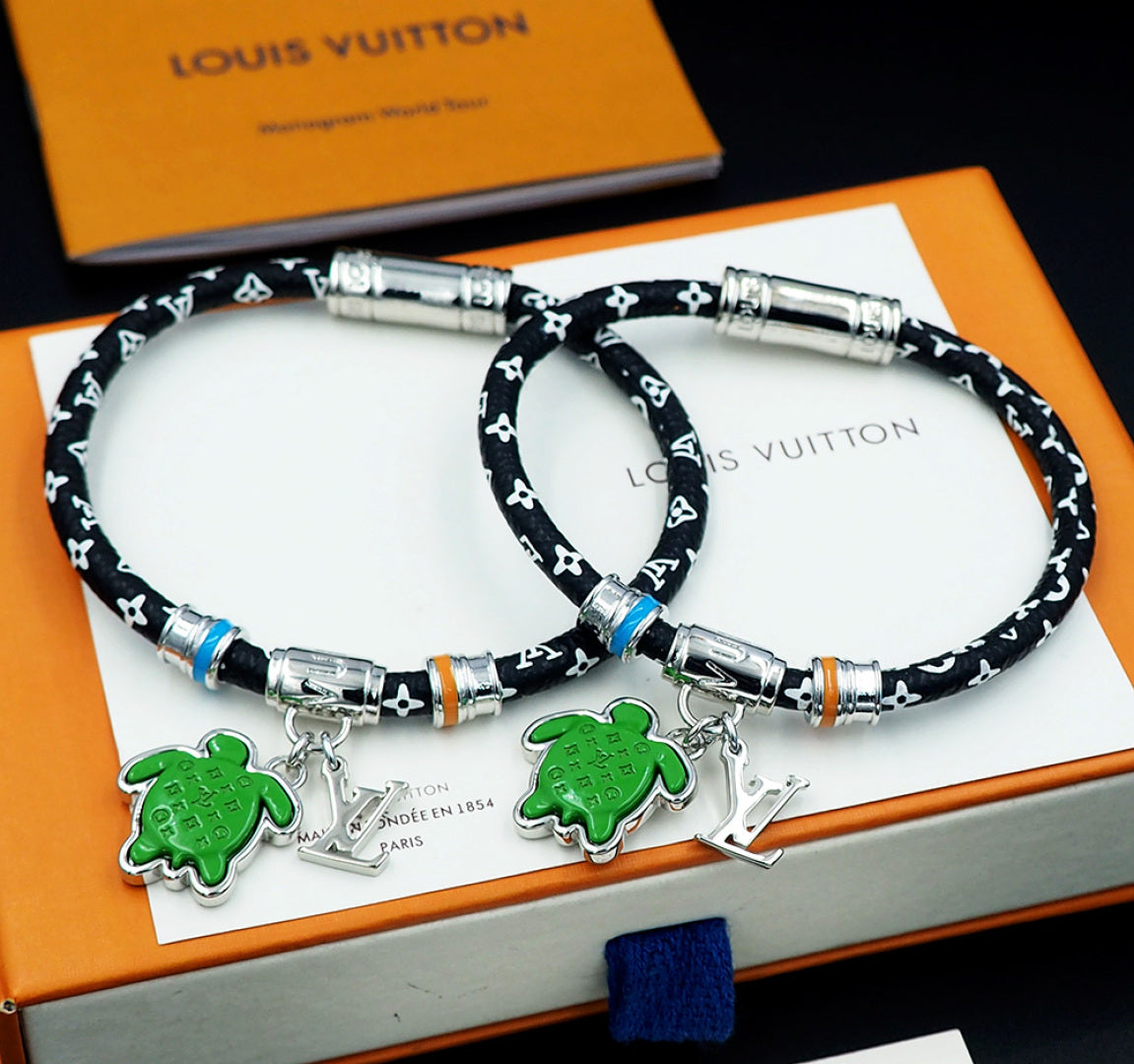 LEM211 Bracelet for women  men charm Couple Jewelry