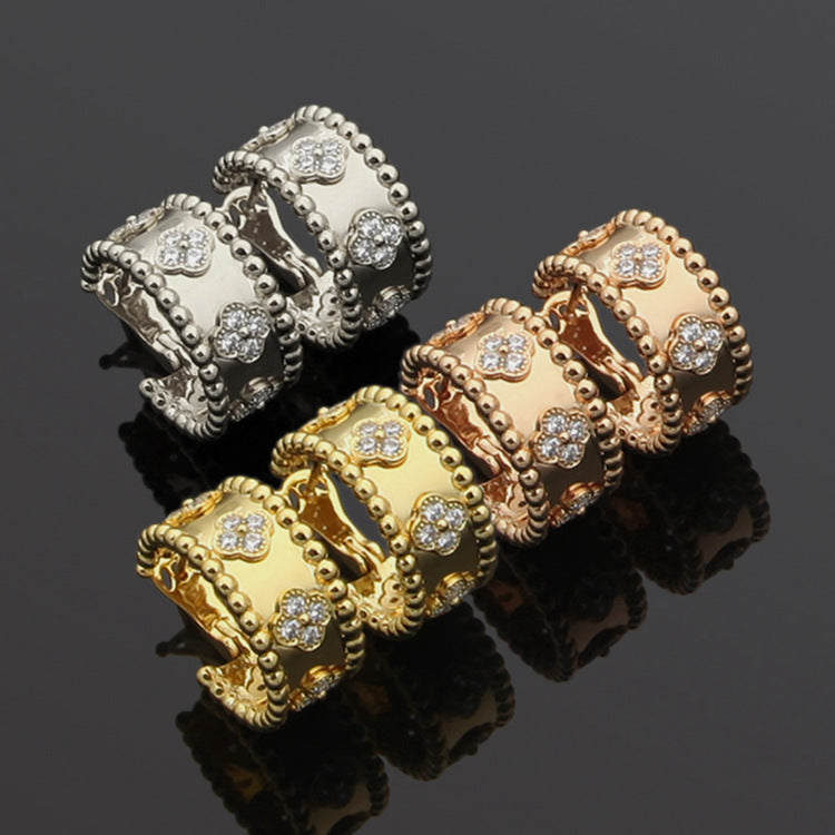 FY304 Fashion  Stainless Steel Gold White Design Stud Earring Charm For Women Gold  Earrings Jewelry