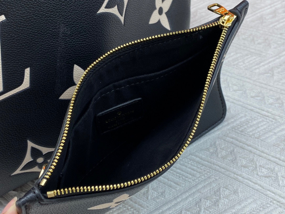 LEM98 New arrive fashion black and white color bag for woman beautiful gift to choose gift size to choose 31cm