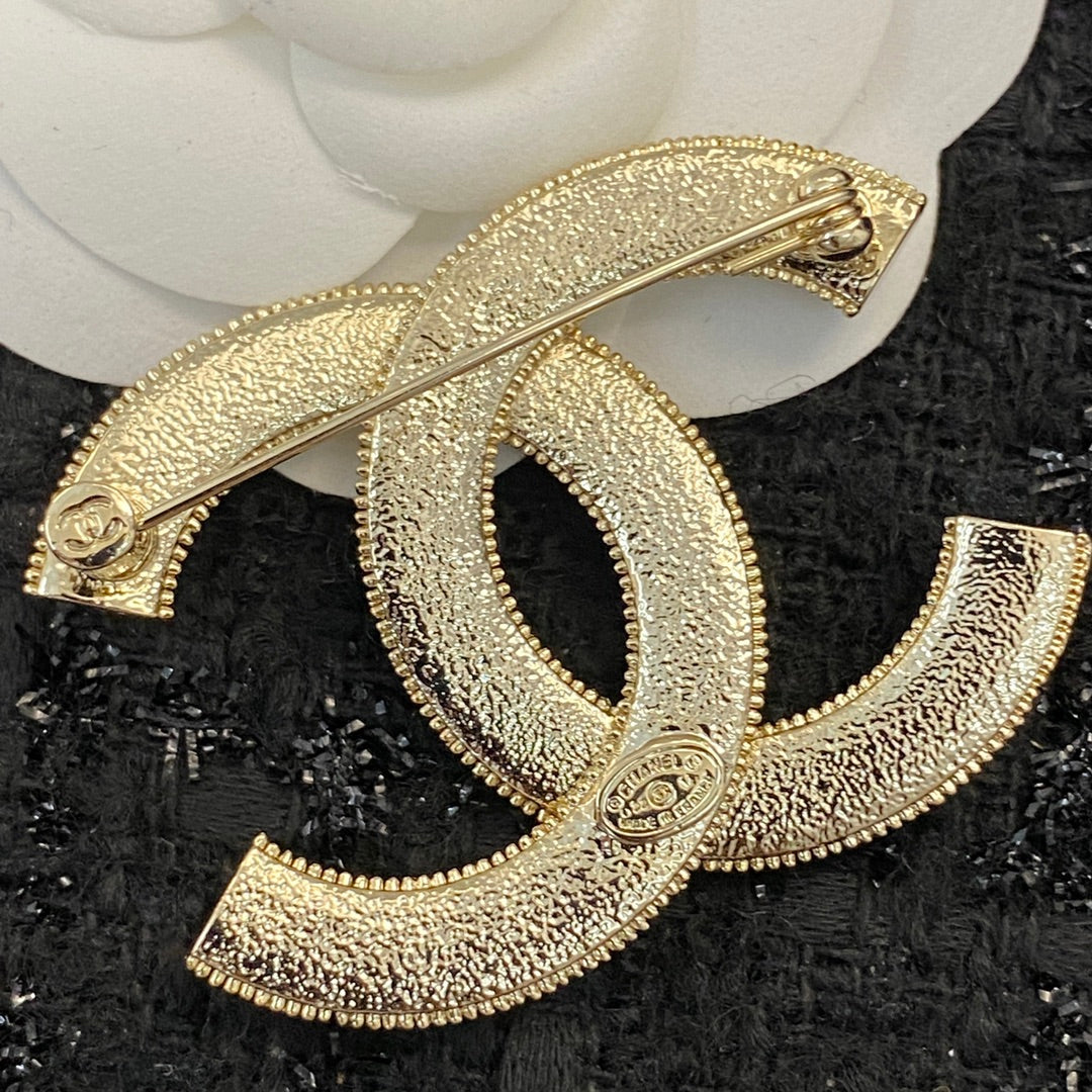 CEM51 Hot sale fashion brooch for woman size jewelry for woman gift