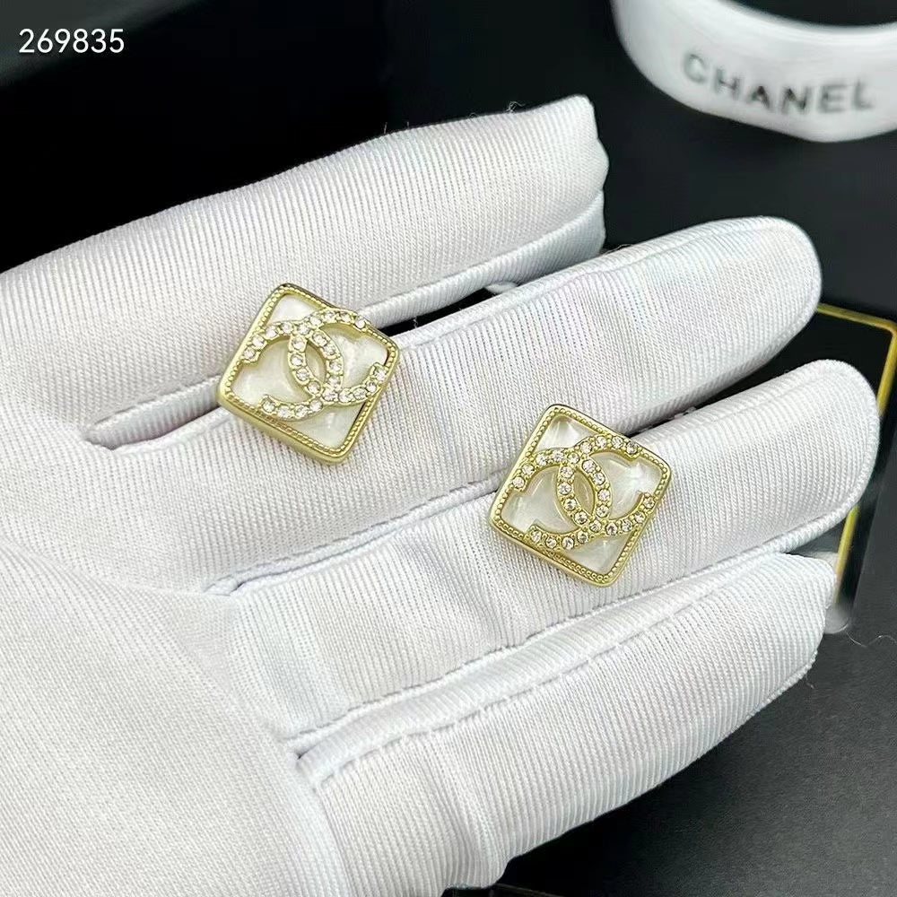 CEM33 Hot sale fashion gold color earring for woman size jewelry  for woman gift