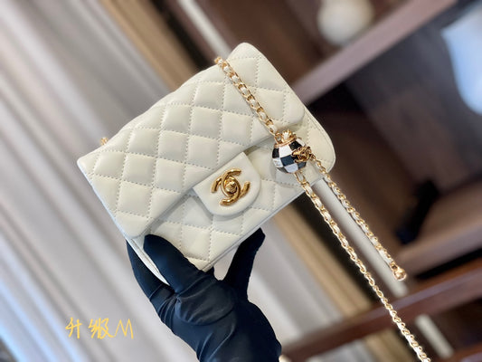 CEM56 New arrive fashion white color bag for woman beautiful gift to choose gift size to choose 2size