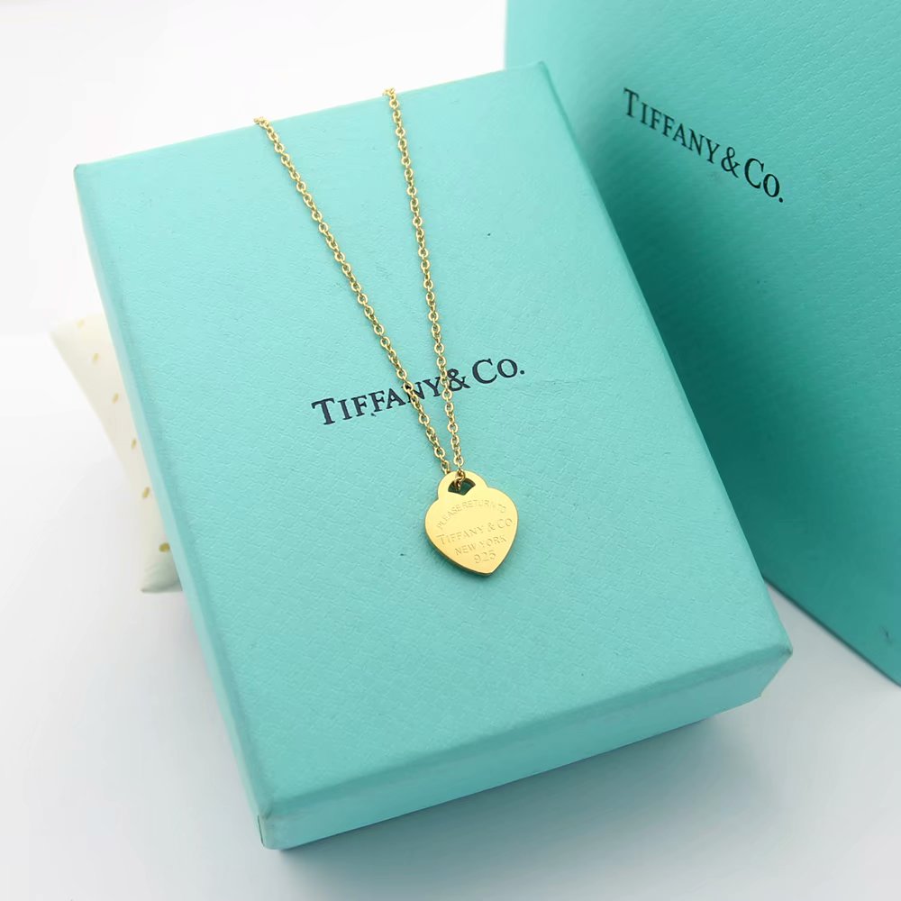 TN18 New Fashion Titanium steel Heart Necklace for Women gift Couples Cubic Zirconia Wedding Necklace