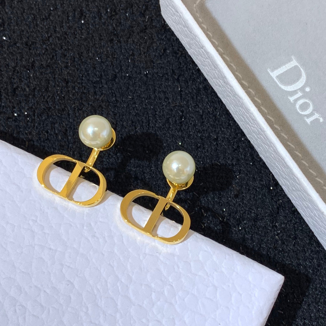 DEM18 New arrive fashion gold color white earring  for woman jewelry beautiful jewelry no with box