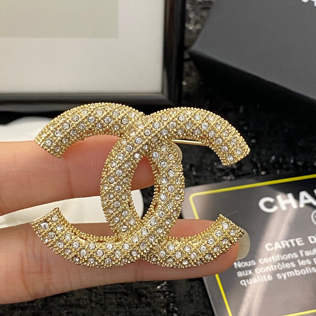 CEM51 Hot sale fashion brooch for woman size jewelry for woman gift