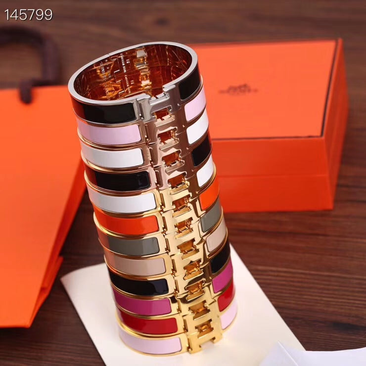 B13 Hot sale new arrive fashion bracelet&bangle for woman jewelry gift to choose with dust bag about 17cm perimeter