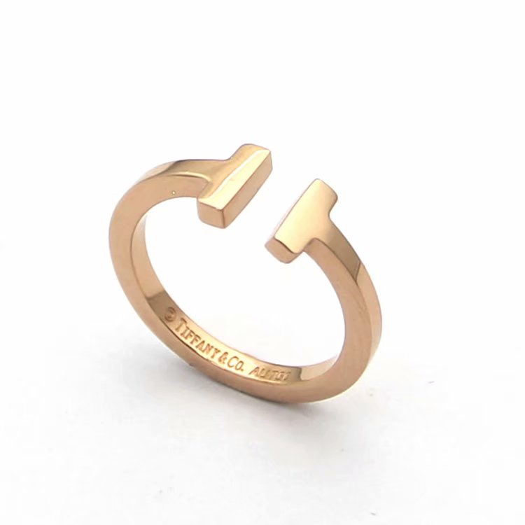 TRR24 New Fashion Titanium steel Heart rings for Women gift Couples Cubic Zirconia Weddinggift