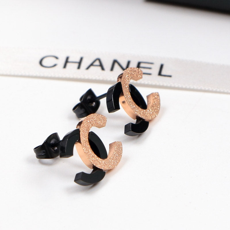 CN98 Titanium steel Hot sale fashion rose gold color earring for woman size jewelry for woman gift