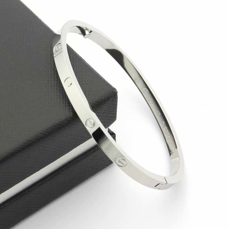 BC06 Hot sale 316L Fashion Stainless Steel 4MM bracelet&bangle  it come with dust bag size 17cm