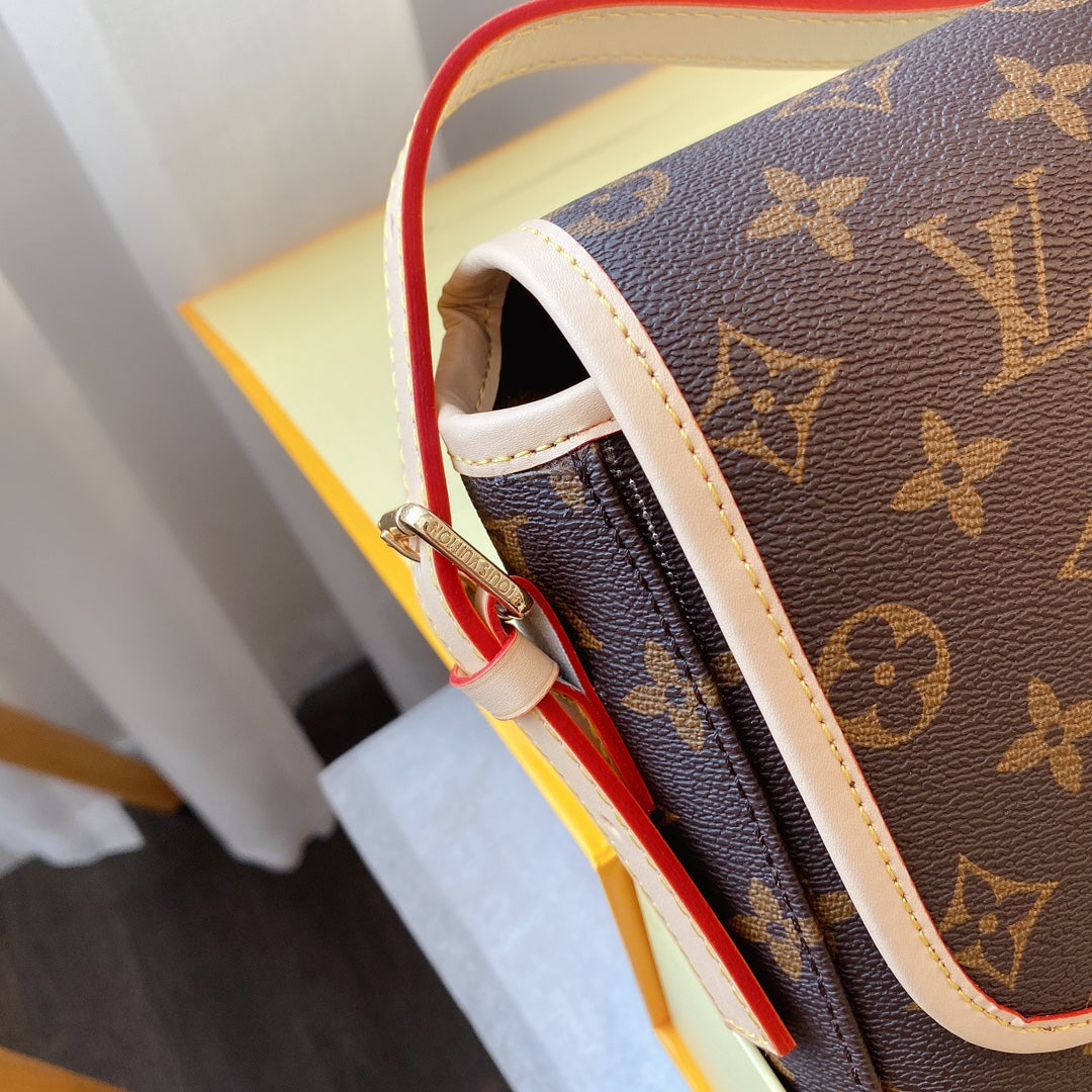 VB90 Hot sale fashion brand bag for woman Men gift for to choose