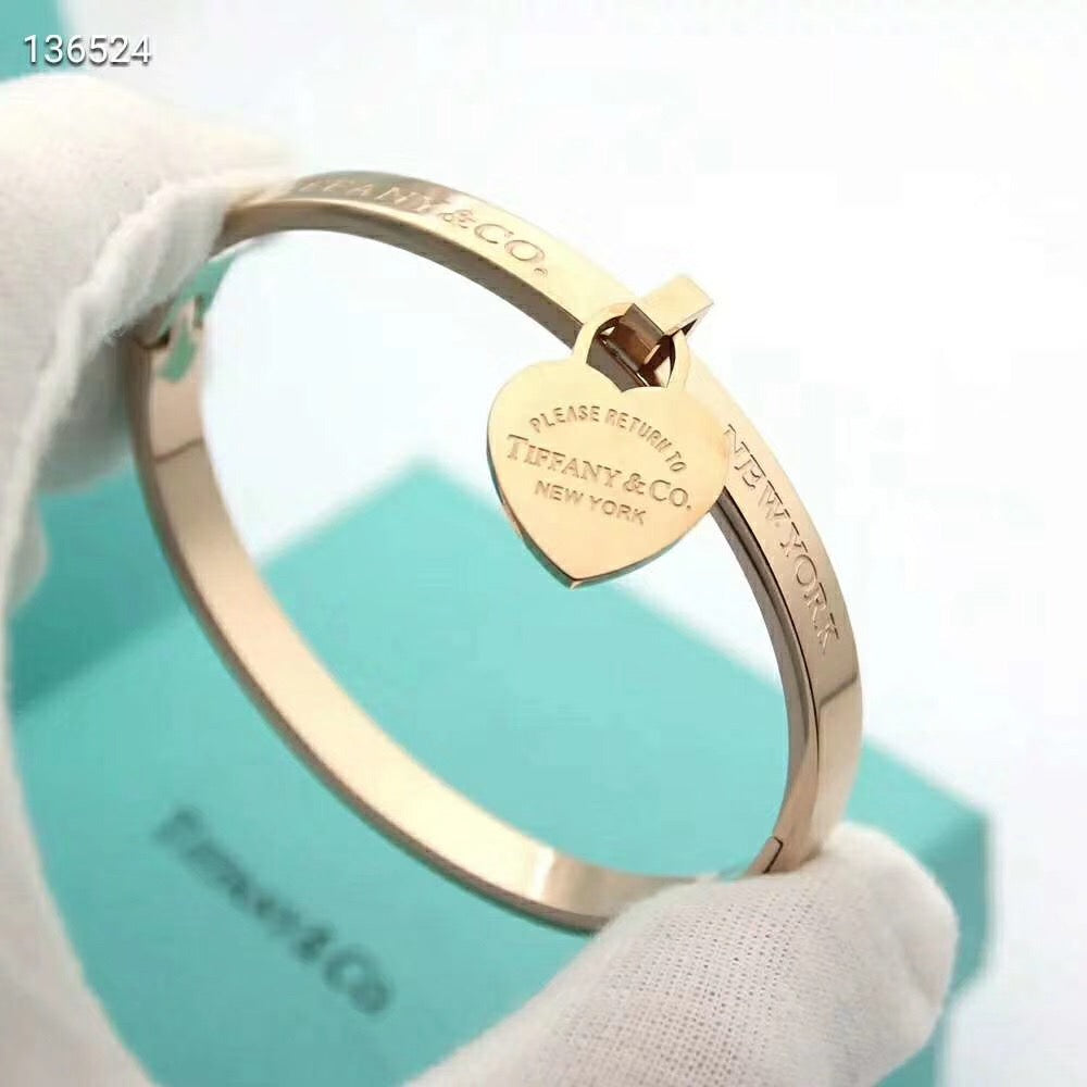 TB46 Hot sale fashion bracelet&bangle for woman Peach heart Bracelet jewelry for woman gift