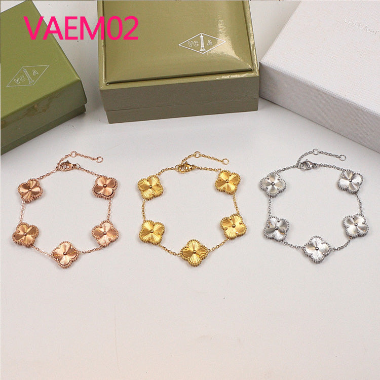 VAEM02 Hot sale new arrive Gold plated brand bracelet with box