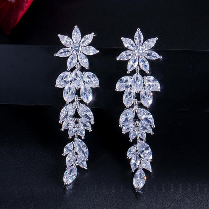 CEM10 New Fashion, High Quality Flower Earrings, Super Flash, Beautiful Crystal Earrings For Women's Jewelry