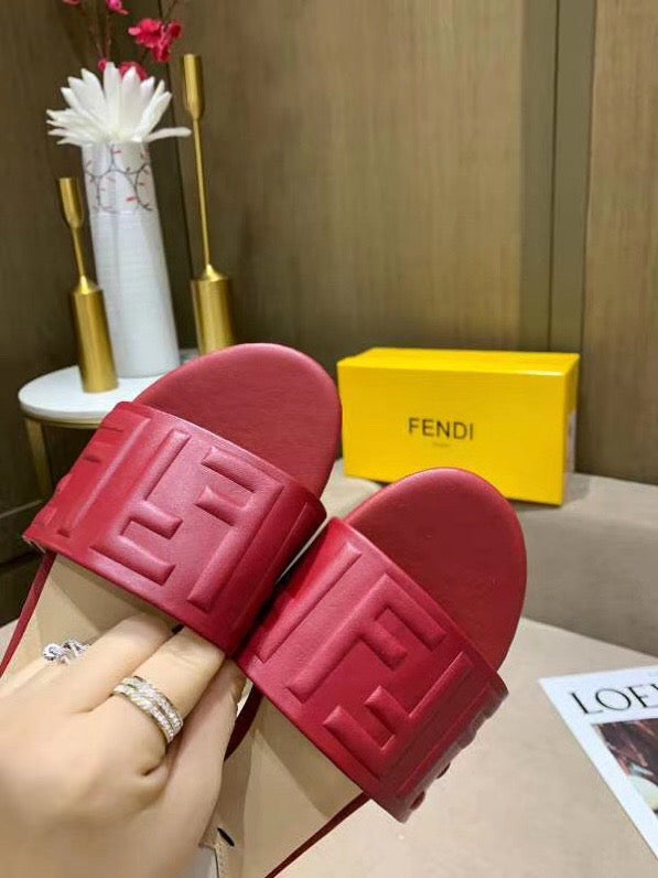 HS11 Hot sale fashion  sandals slippers for woman with packaging