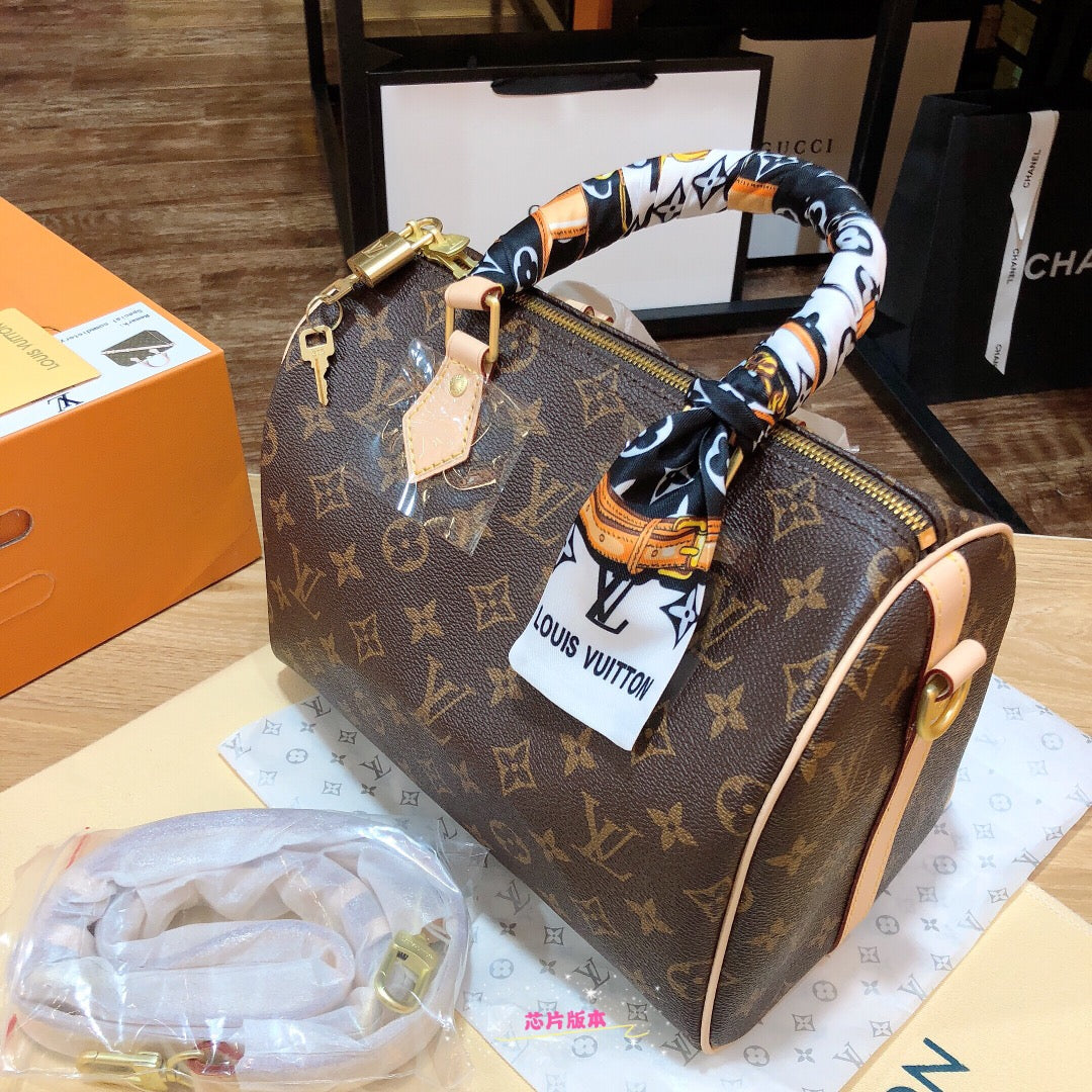 LBB11 New arrive fashion bag for woman beautiful gift to choose gift 25cm