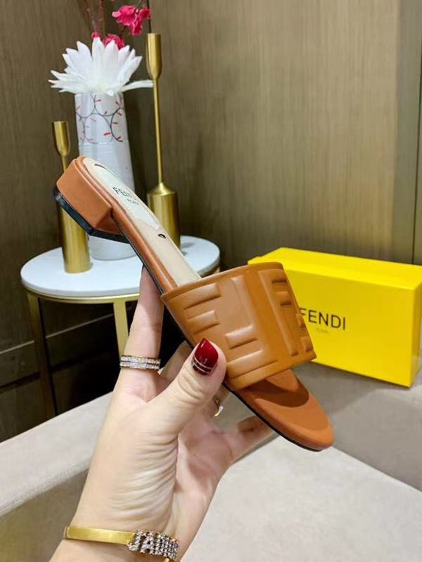 HS11 Hot sale fashion  sandals slippers for woman with packaging