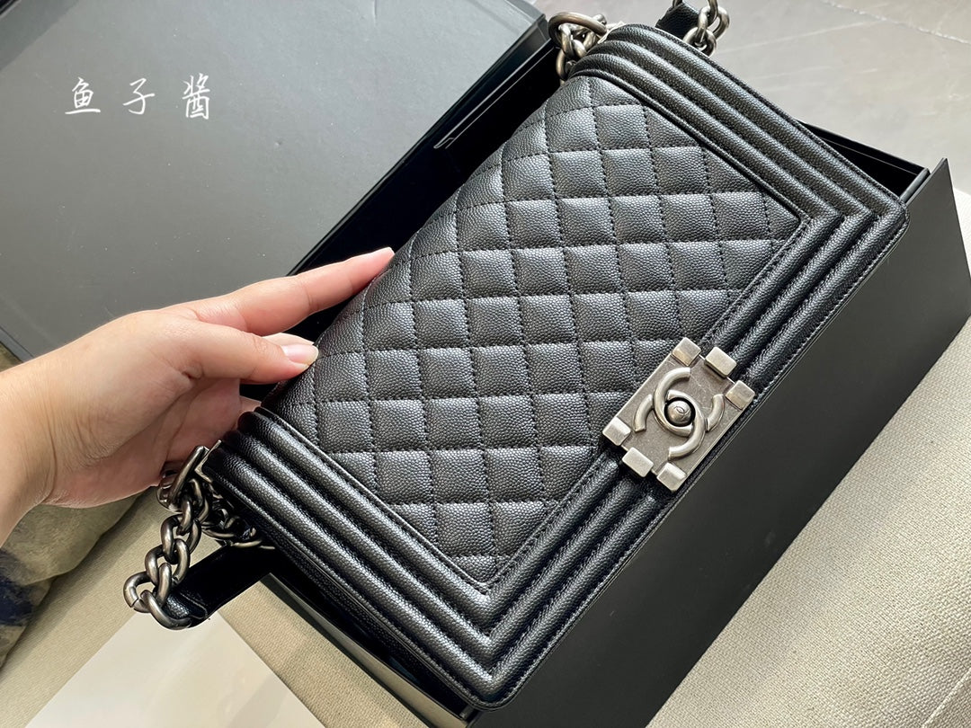 CEM11 new arrive Hot sale fashion bag it come with box