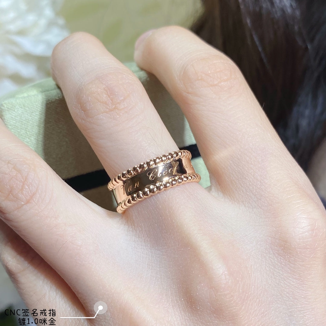 FY67 New Fashion 3 color rings for Women Charm  Couples gift