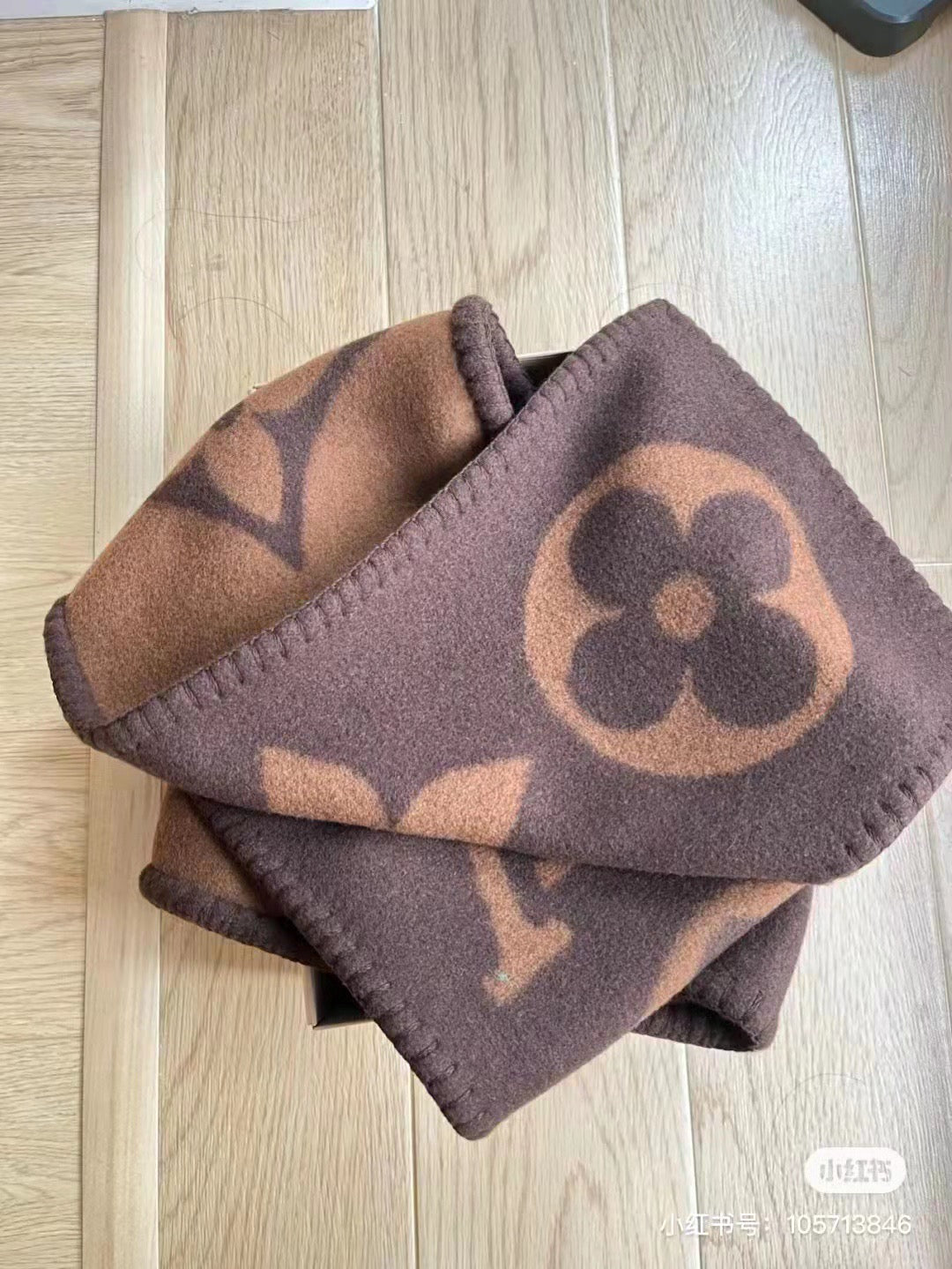 LEM59 new arrive  Hot sale 240✖️26cm brown color fashion beautiful  scarf  for woman gift  to choose