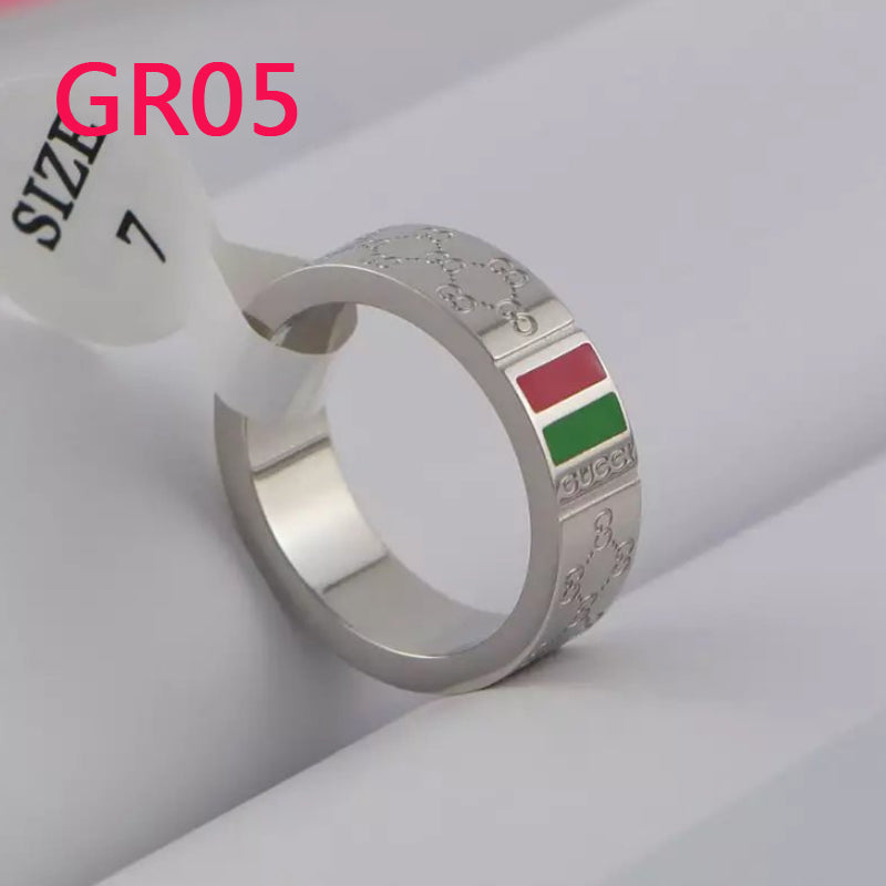 GR05  New Fashion Titanium steel Gold rings beautiful for Women Couples Cubic Zirconia