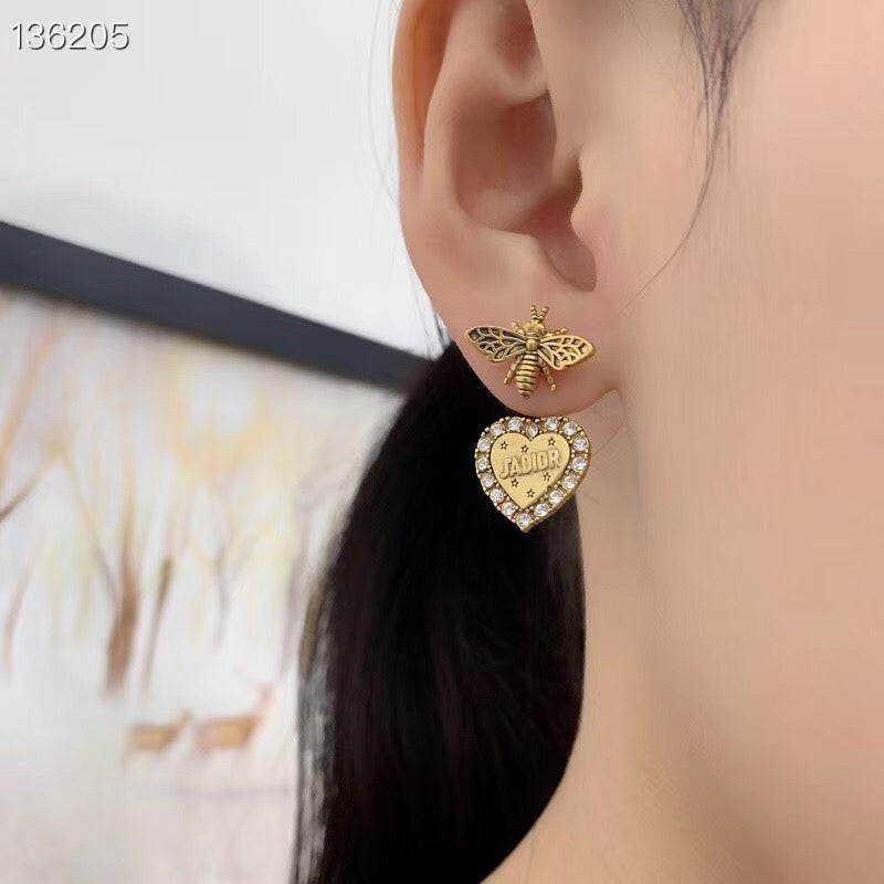 DR-24  Fashion  Brand Stainless Steel Peach heart Jewelry Design Stud Earring For Women Gold Earrings