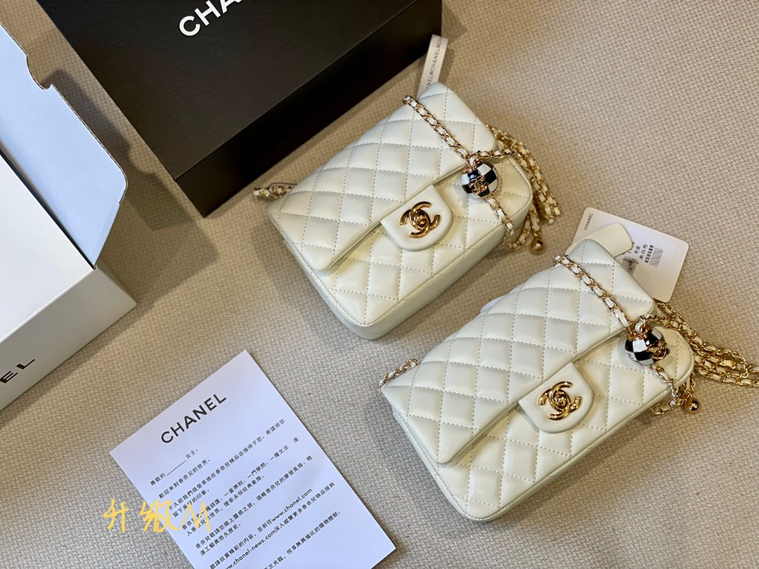 CEM56 New arrive fashion white color bag for woman beautiful gift to choose gift size to choose 2size