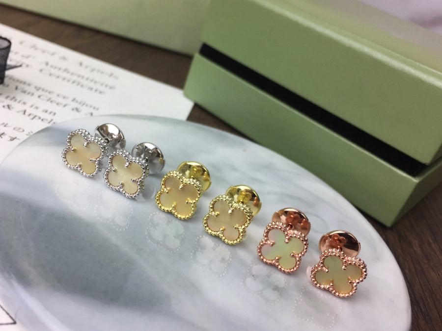 FY77 New arrive Fashion Design white 3 color Stud Earring Charm For Women Gold  Earrings Jewelry