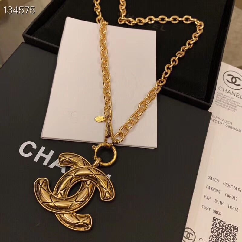 CN29 New Fashion Titanium steel with full Gold Necklace Charm for Women Couples party beautiful Necklace