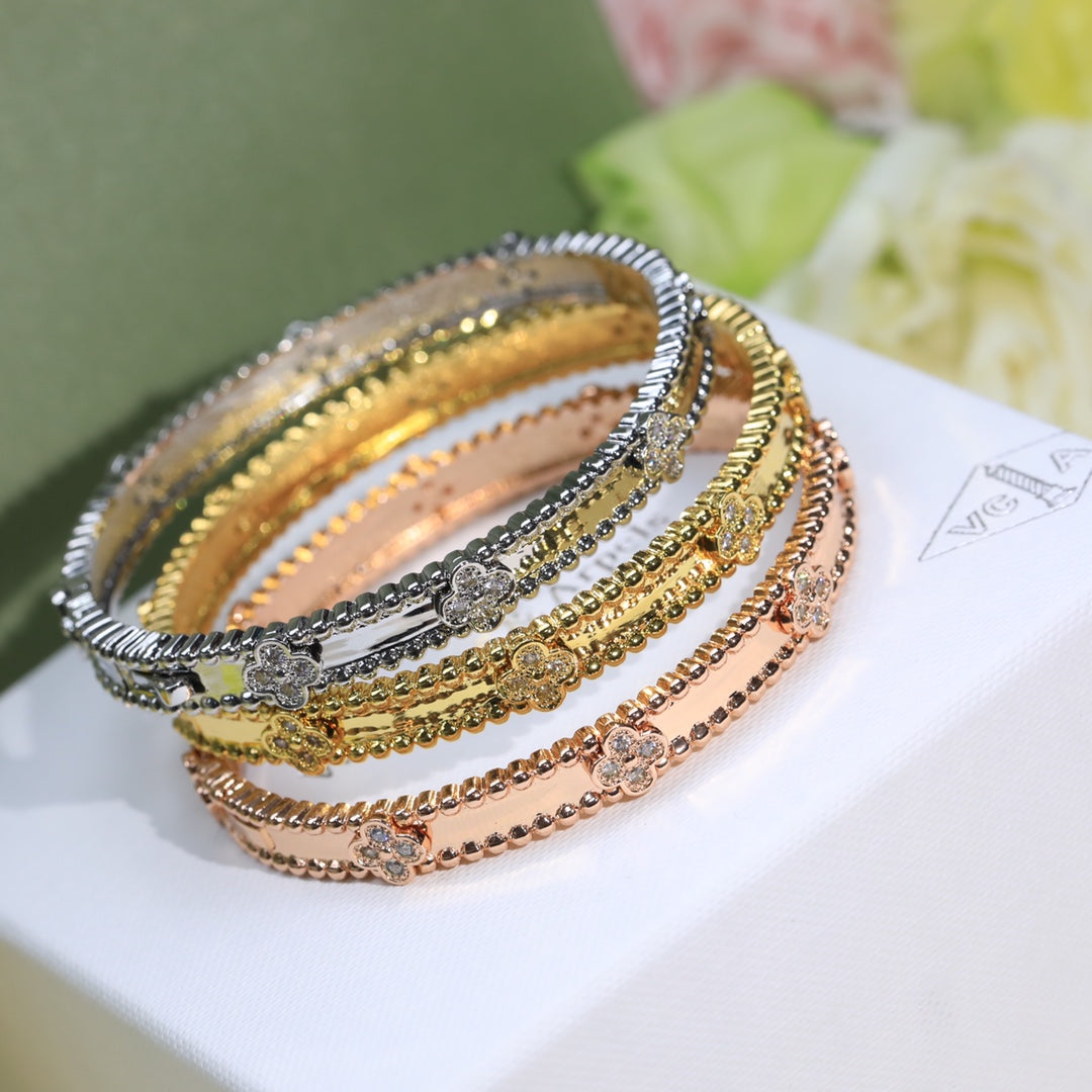 FY79 New arrive fashion gold color bangle for woman beautiful jewelry to choose gift