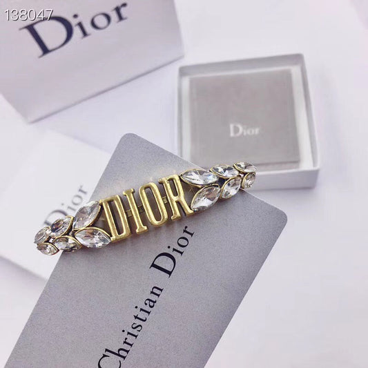 DR-34 New Fashion Brand Stainless Steel Jewelry Design Letter Crystal Stud Brooch For Women Gold