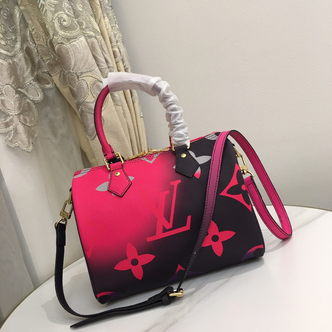 LEM40 New arrive fashion bag for woman beautiful gift to choose gift 25 x 19x 15 cm