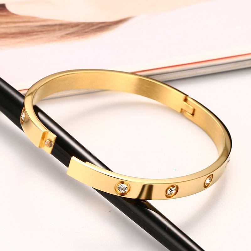 Fashion Gold Plating Bracelets&Bangles for Women Rose Gold Color Charming CZ Cuff Bracelet  Jewellery Gift